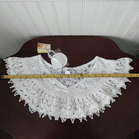April Cornell Vintage Victorian Style Lace White Dutch Collar New With Tags - Picture 11 of 14
